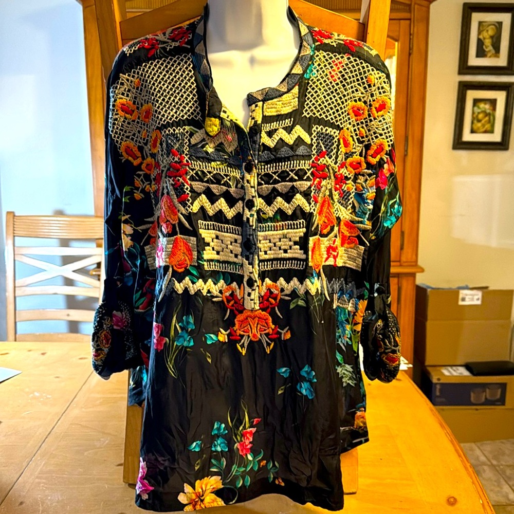 “Johnny Was” size XS silk embroidered button up blouse